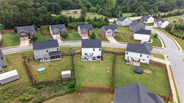 135 Twin Lakes Drive, Covington, GA 30016