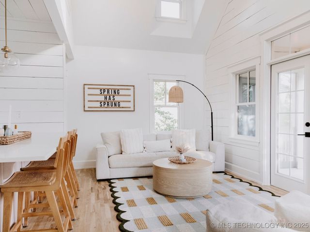 34 Firefly Lane, Carlton Landing, OK 74432