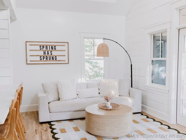 34 Firefly Lane, Carlton Landing, OK 74432