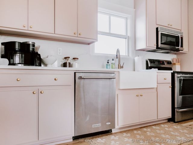 34 Firefly Lane, Carlton Landing, OK 74432