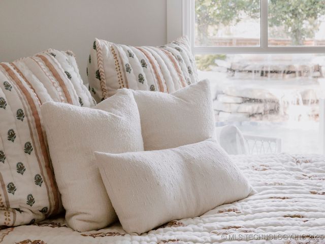 34 Firefly Lane, Carlton Landing, OK 74432