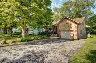613 South Wildan Avenue, Springfield, MO 65802