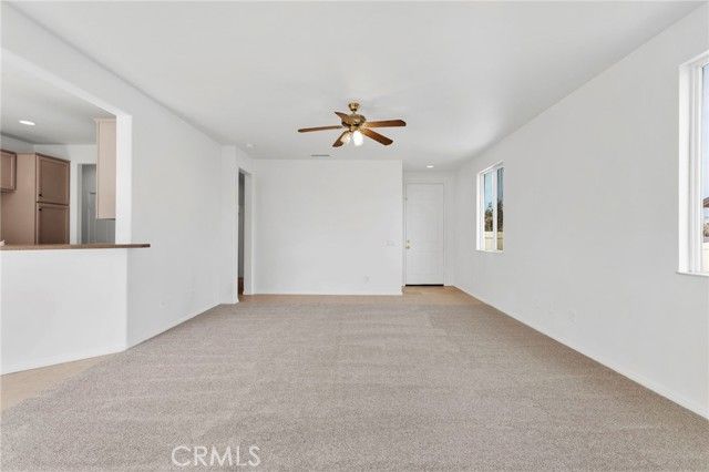 11843 Desert Glen, Adelanto, CA 92301