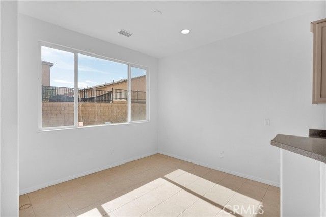 11843 Desert Glen, Adelanto, CA 92301