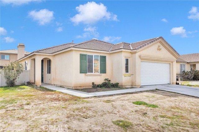 11843 Desert Glen, Adelanto, CA 92301