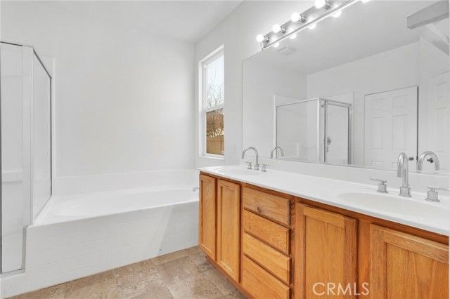 11843 Desert Glen, Adelanto, CA 92301