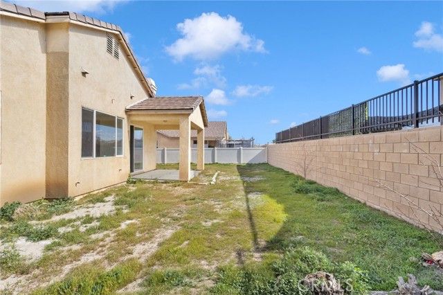 11843 Desert Glen, Adelanto, CA 92301
