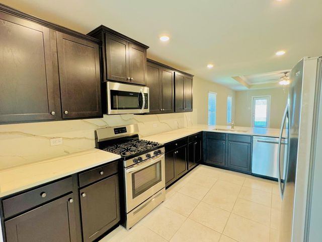 4010 Southall Place, Texas City, TX 77591