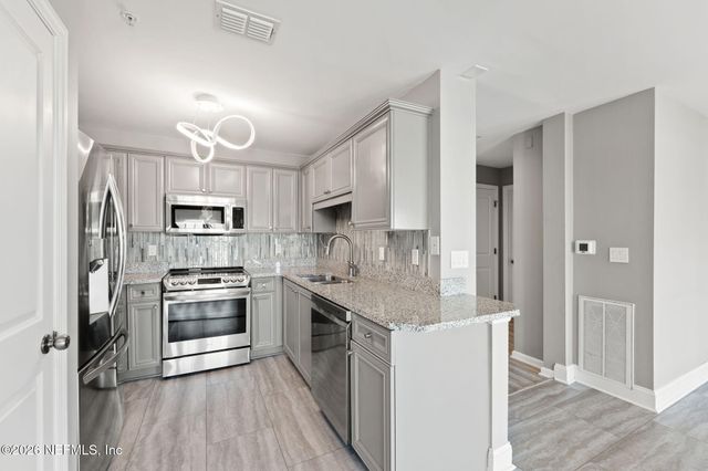 400 E BAY Street 1701, Jacksonville, FL 32202