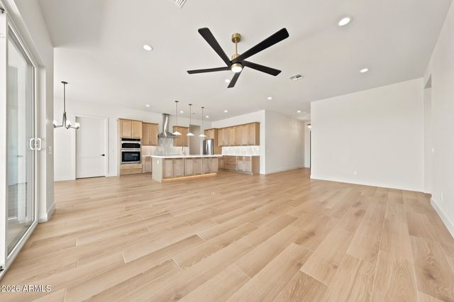 28243 N 220TH Drive, Wittmann, AZ 85361