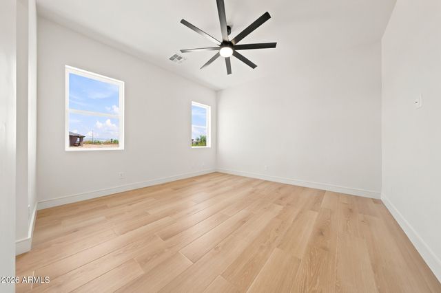 28243 N 220TH Drive, Wittmann, AZ 85361