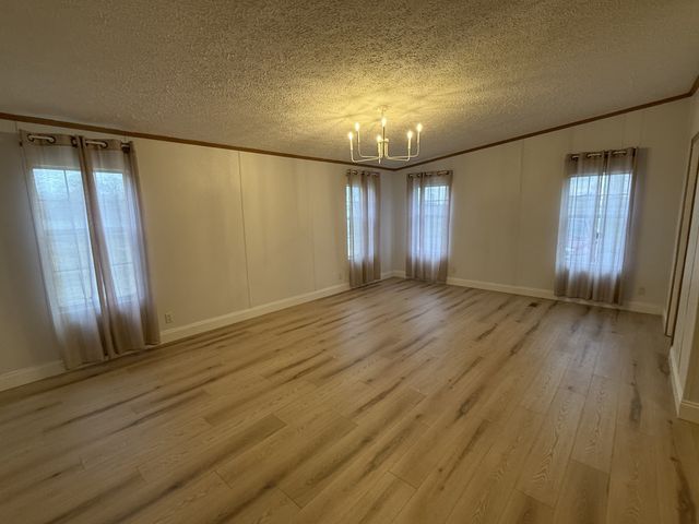 621 Cook Rd, Portland, TN 37148