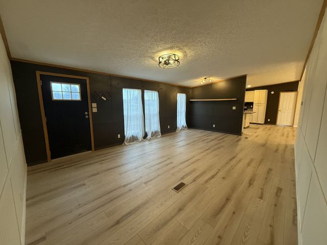 621 Cook Rd, Portland, TN 37148