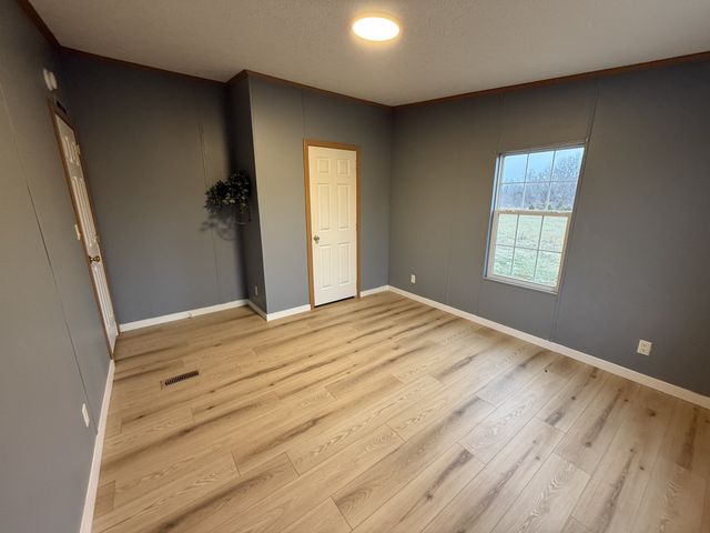 621 Cook Rd, Portland, TN 37148