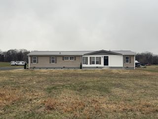 621 Cook Rd, Portland, TN 37148