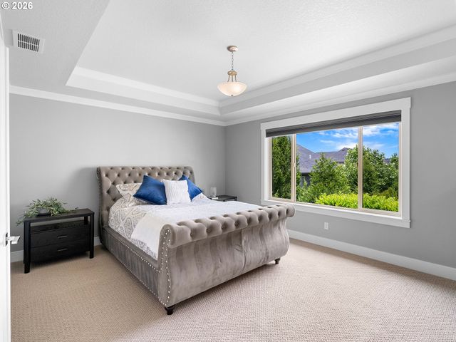 12419 Nw MILLFORD St, Portland, OR 97229