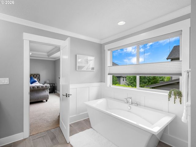 12419 Nw MILLFORD St, Portland, OR 97229