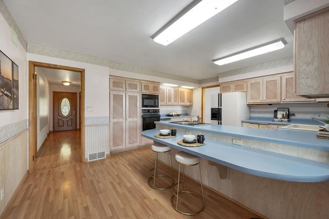 5286 COUNTY ROAD N, Oconto, WI 54153