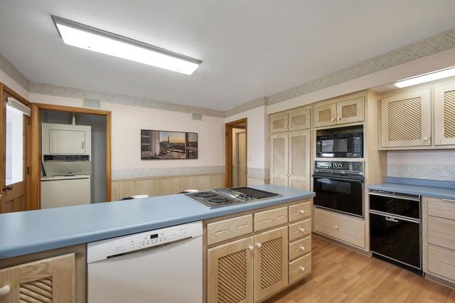 5286 COUNTY ROAD N, Oconto, WI 54153