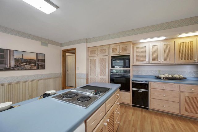 5286 COUNTY ROAD N, Oconto, WI 54153