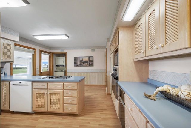 5286 COUNTY ROAD N, Oconto, WI 54153