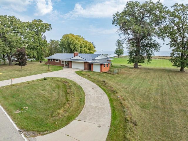 5286 COUNTY ROAD N, Oconto, WI 54153