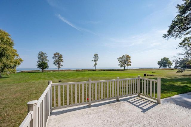 5286 COUNTY ROAD N, Oconto, WI 54153