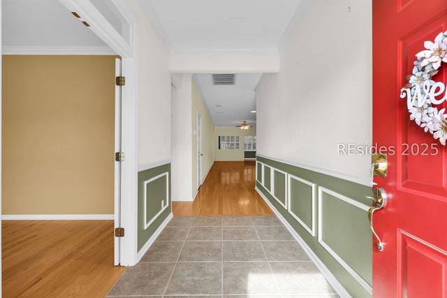 18 Sundome Ct, Bluffton, SC 29909