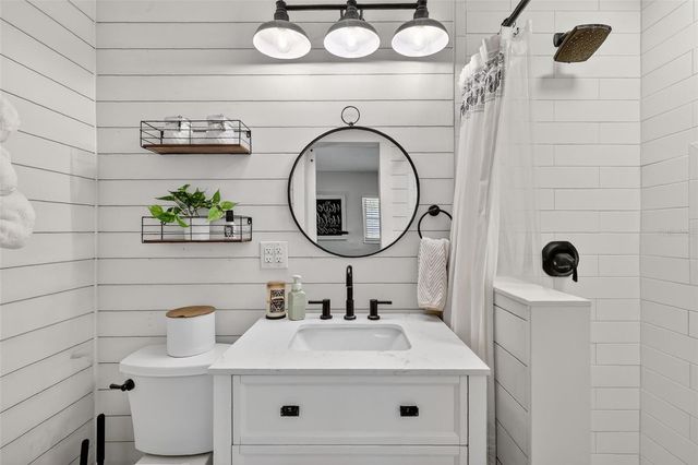 1219 OAK DR., Leesburg, FL 34748