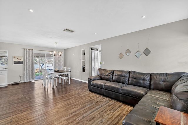 1219 OAK DR., Leesburg, FL 34748