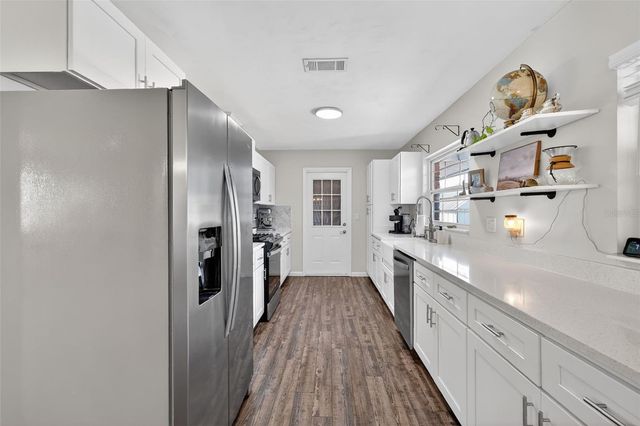 1219 OAK DR., Leesburg, FL 34748