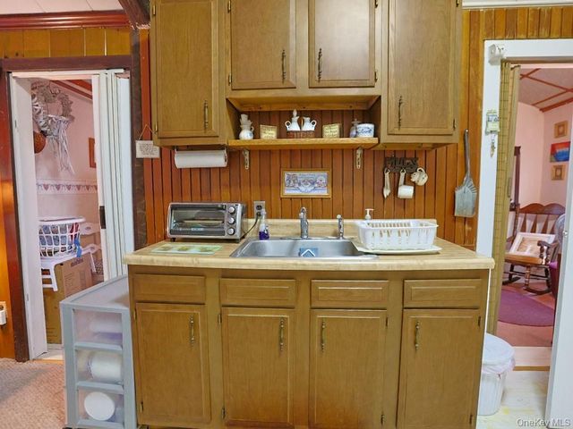 4 Spruce Street E, Wurtsboro, NY 12790