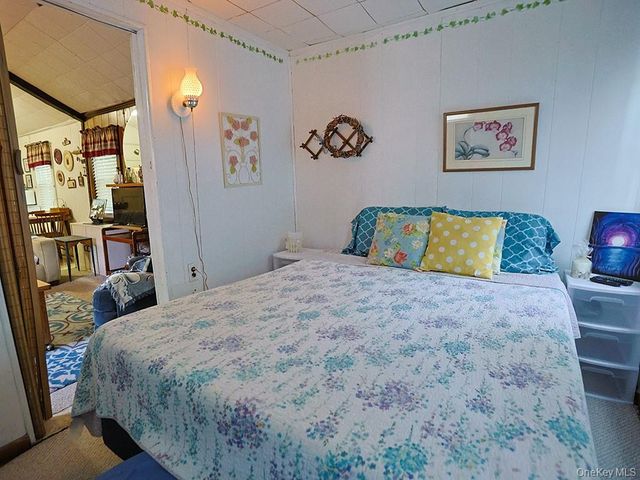 4 Spruce Street E, Wurtsboro, NY 12790