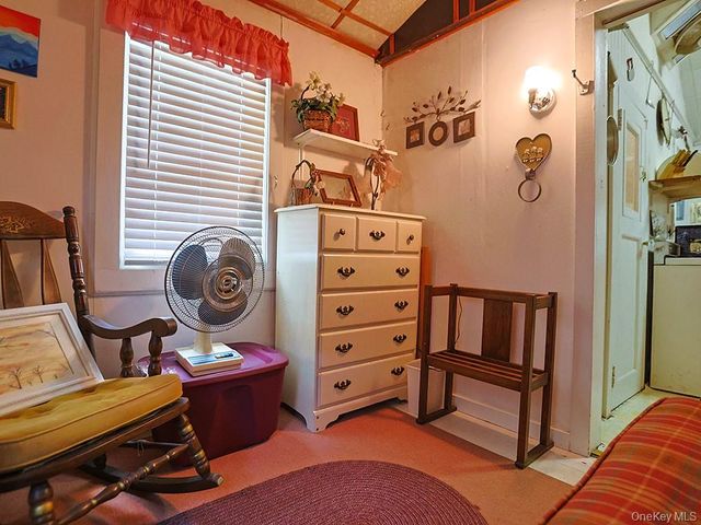 4 Spruce Street E, Wurtsboro, NY 12790