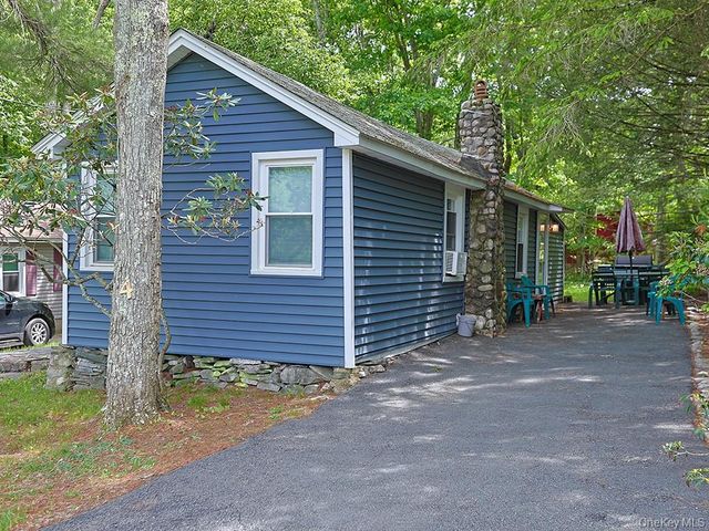 4 Spruce Street E, Wurtsboro, NY 12790