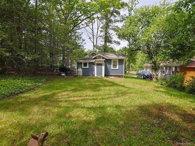 4 Spruce Street E, Wurtsboro, NY 12790