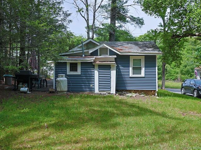 4 Spruce Street E, Wurtsboro, NY 12790