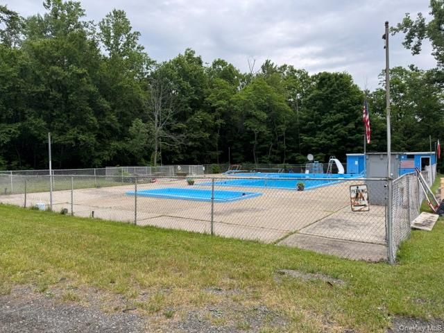 4 Spruce Street E, Wurtsboro, NY 12790