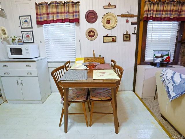 4 Spruce Street E, Wurtsboro, NY 12790