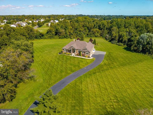 742 RATTLING RUN RD, Mickleton, NJ 08056