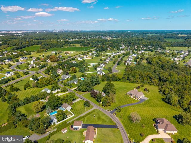 742 RATTLING RUN RD, Mickleton, NJ 08056