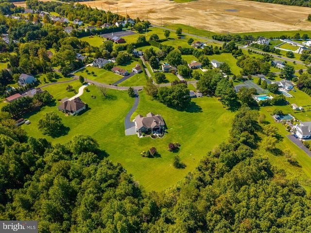 742 RATTLING RUN RD, Mickleton, NJ 08056