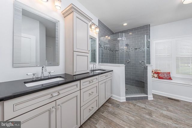 742 RATTLING RUN RD, Mickleton, NJ 08056