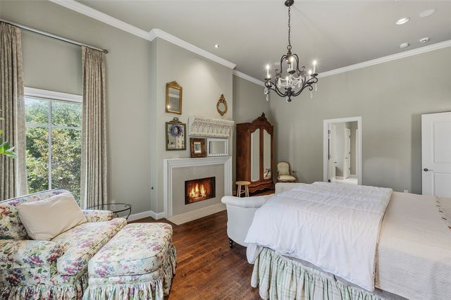 2605 Museum Way, Fort Worth, TX 76107