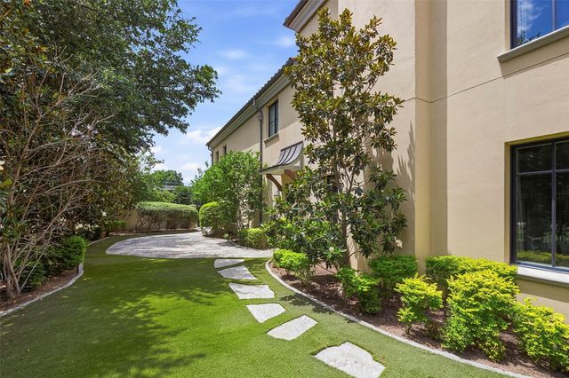 2605 Museum Way, Fort Worth, TX 76107