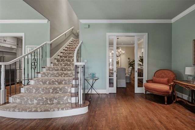 2605 Museum Way, Fort Worth, TX 76107