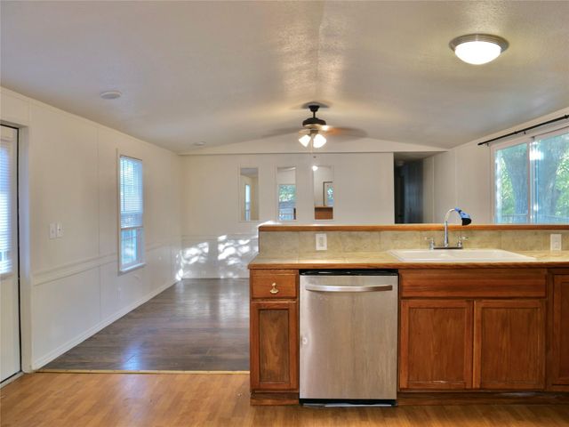 1504 Citation CIR A, Del Valle, TX 78617