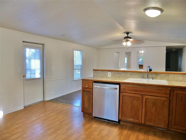 1504 Citation CIR A, Del Valle, TX 78617