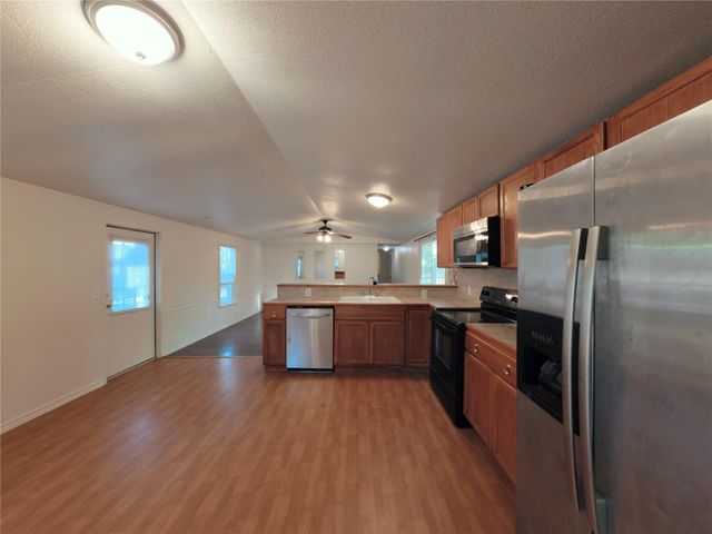 1504 Citation CIR A, Del Valle, TX 78617
