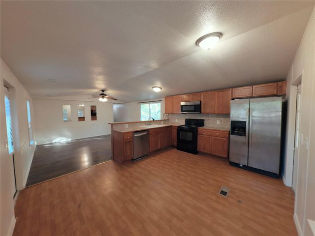 1504 Citation CIR A, Del Valle, TX 78617